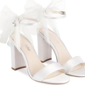 Bella Belle Reina New with Box - Size 7